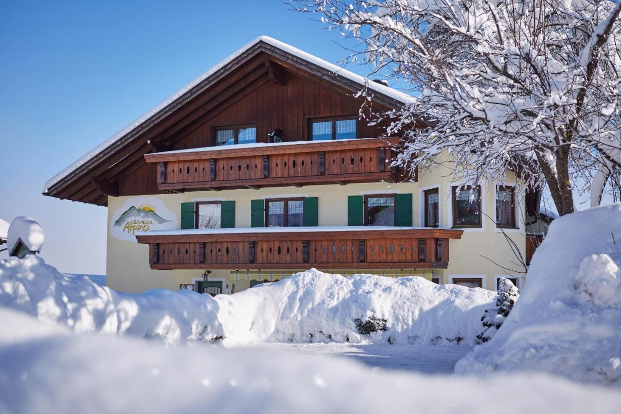 Gaestehaus Alpina Hotel Bad Kohlgrub Exterior photo